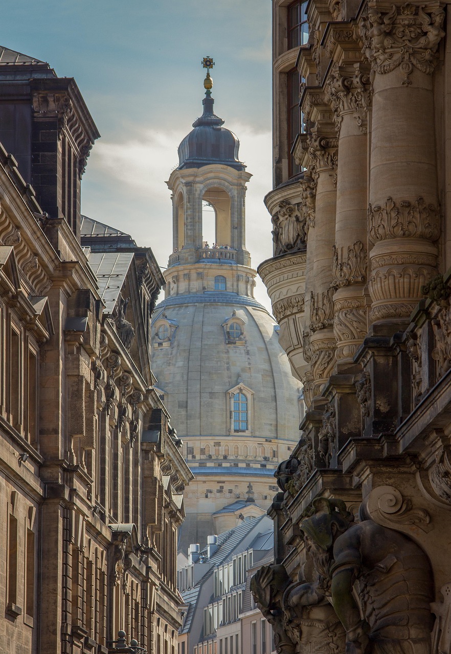 entdecken sie unser historisches denkmal, ein bedeutendes kulturerbe mit faszinierender geschichte und beeindruckender architektur.