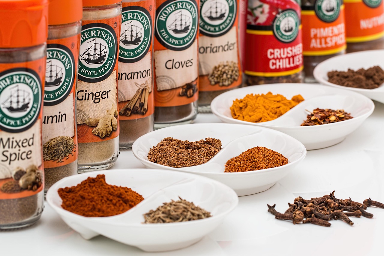 entdecken sie die welt der gewürze mit einer vielzahl von aromen und farben, die ihre gerichte verfeinern. von klassischen kräutern bis hin zu exotischen mischungen – bereichern sie ihre küche mit hochwertigen, natürlichen gewürzen für unvergessliche geschmackserlebnisse.